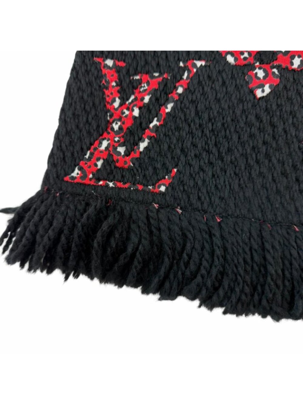 Louis Vuitton Echarpe Giant Monogram Jungle Wool Silk Scarf Black - Picture 5 of 7